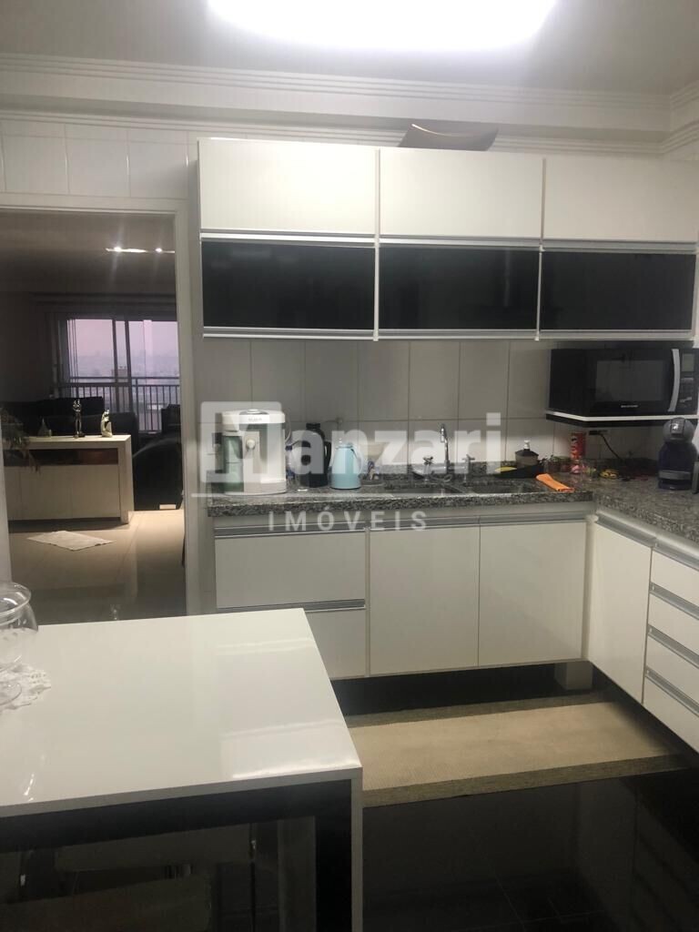 Apartamento à venda com 3 quartos, 134m² - Foto 9