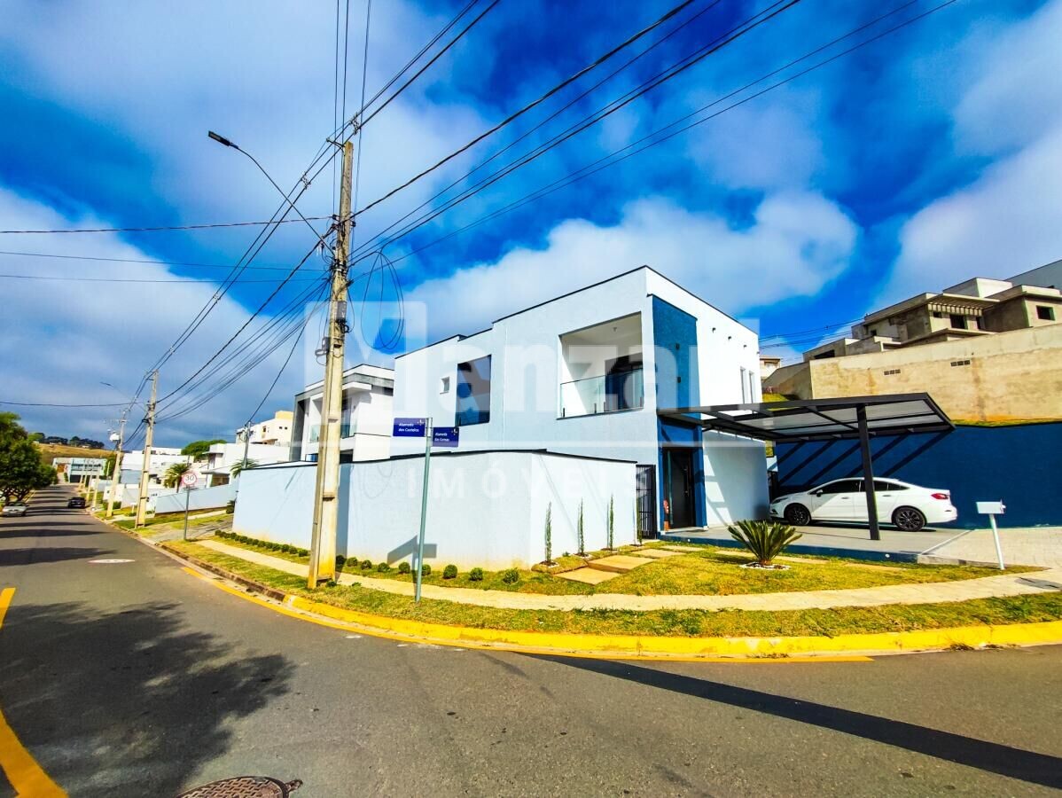 Sobrado à venda com 4 quartos, 224m² - Foto 2