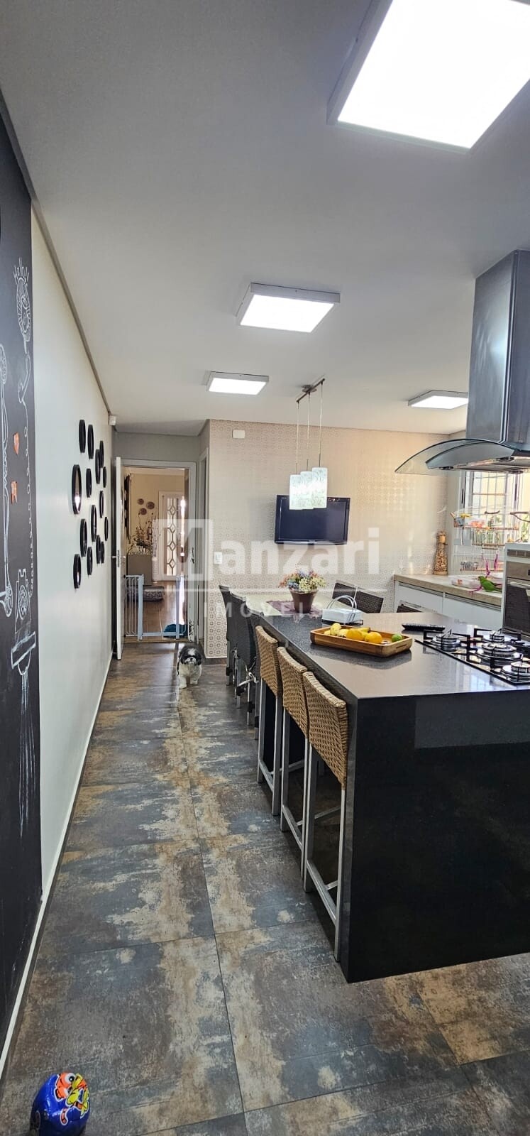 Sobrado à venda com 3 quartos, 376m² - Foto 10