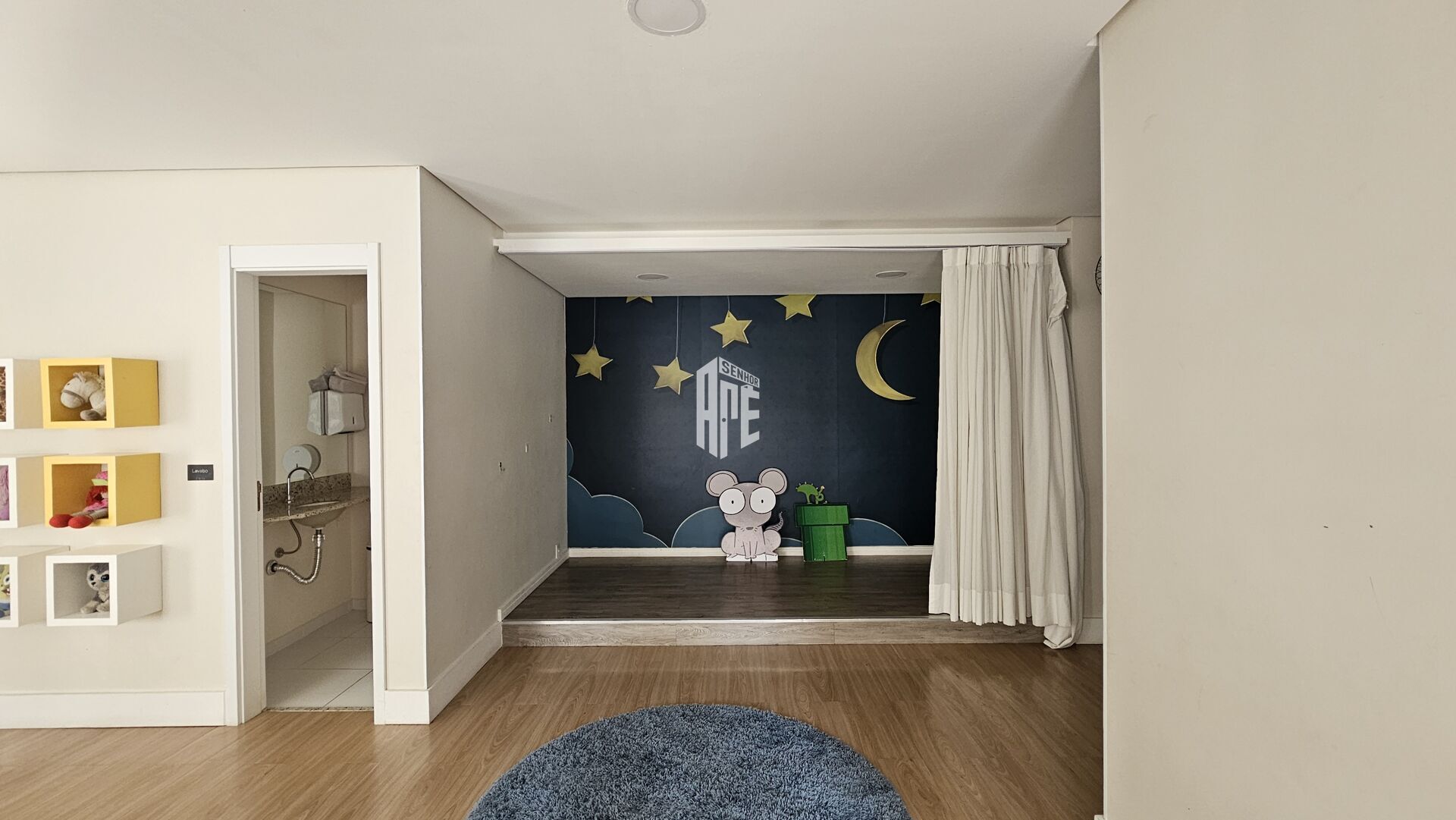 Apartamento à venda com 2 quartos, 63m² - Foto 62