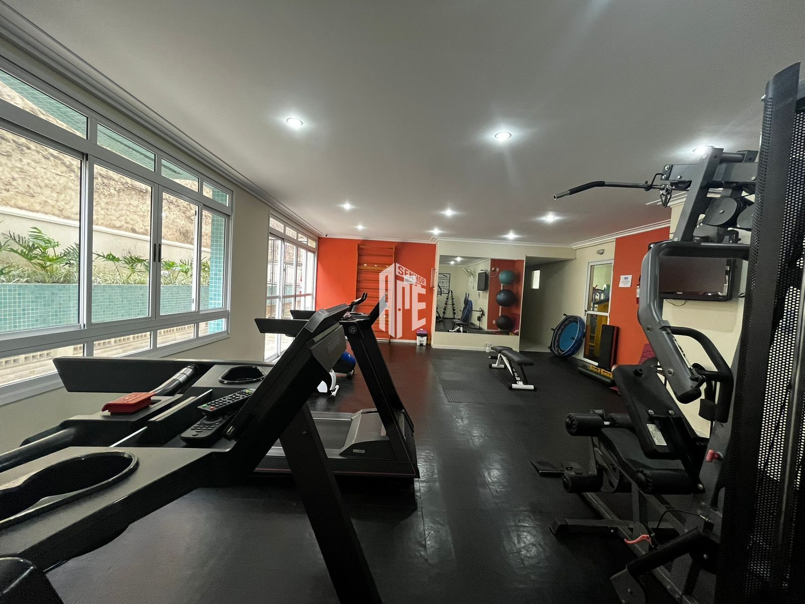 Apartamento à venda com 3 quartos, 123m² - Foto 31