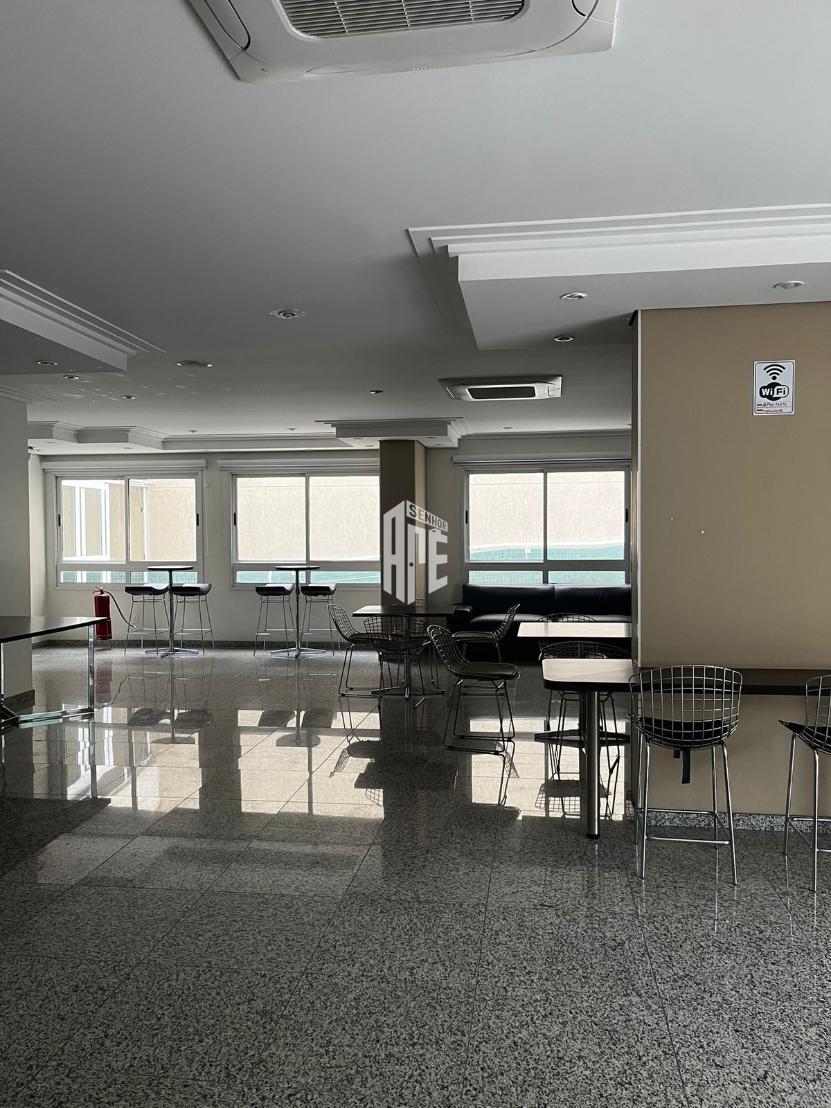 Apartamento à venda com 3 quartos, 123m² - Foto 32