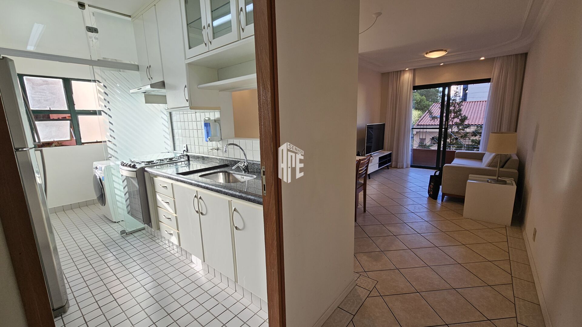 Apartamento à venda com 3 quartos, 79m² - Foto 3