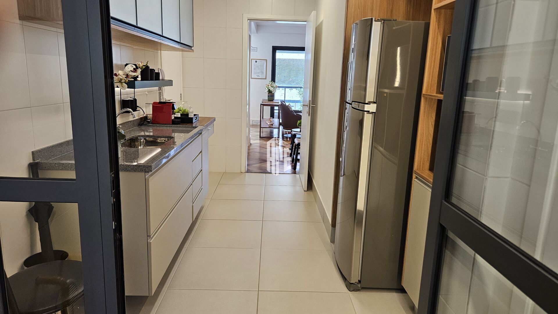 Apartamento à venda com 3 quartos, 127m² - Foto 19