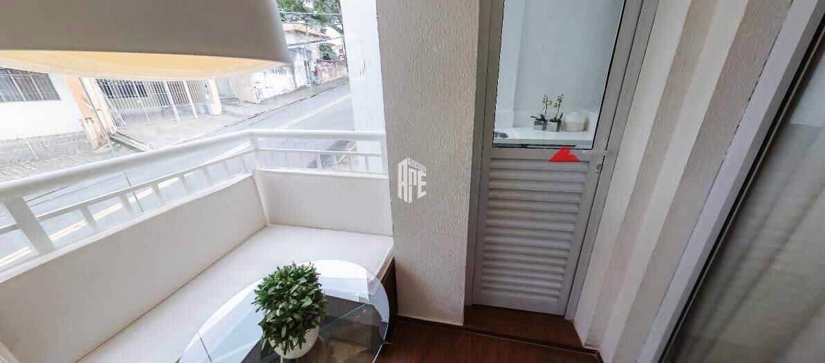 Apartamento à venda com 2 quartos, 75m² - Foto 7