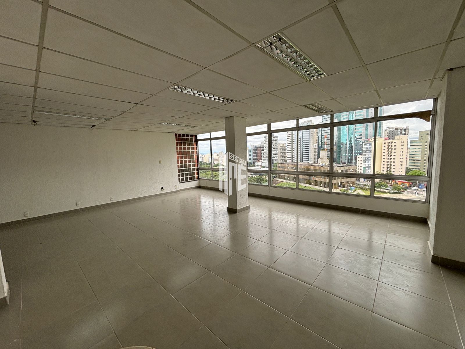 Sala-Conjunto, 195 m² - Foto 13