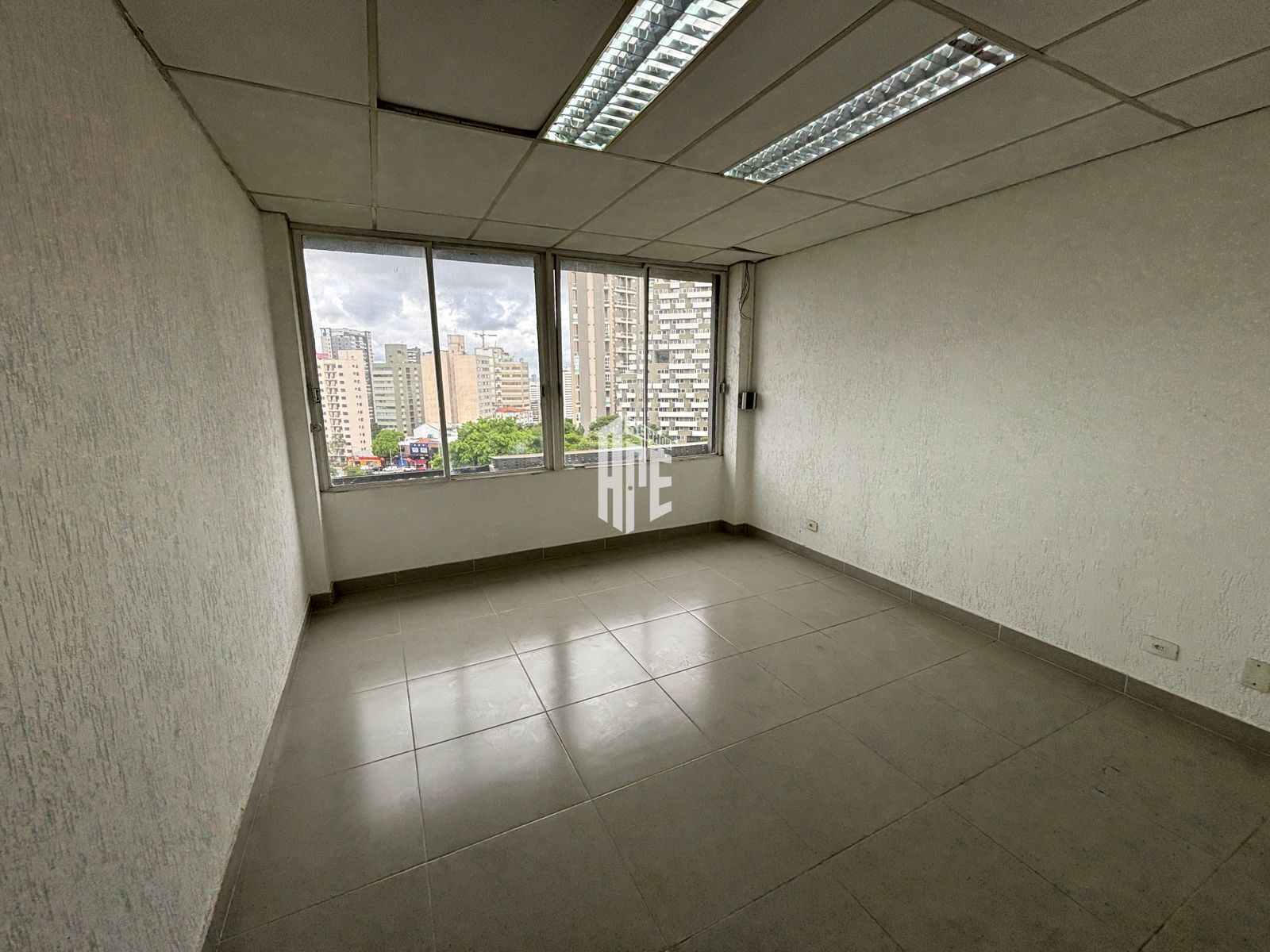 Sala-Conjunto, 195 m² - Foto 17