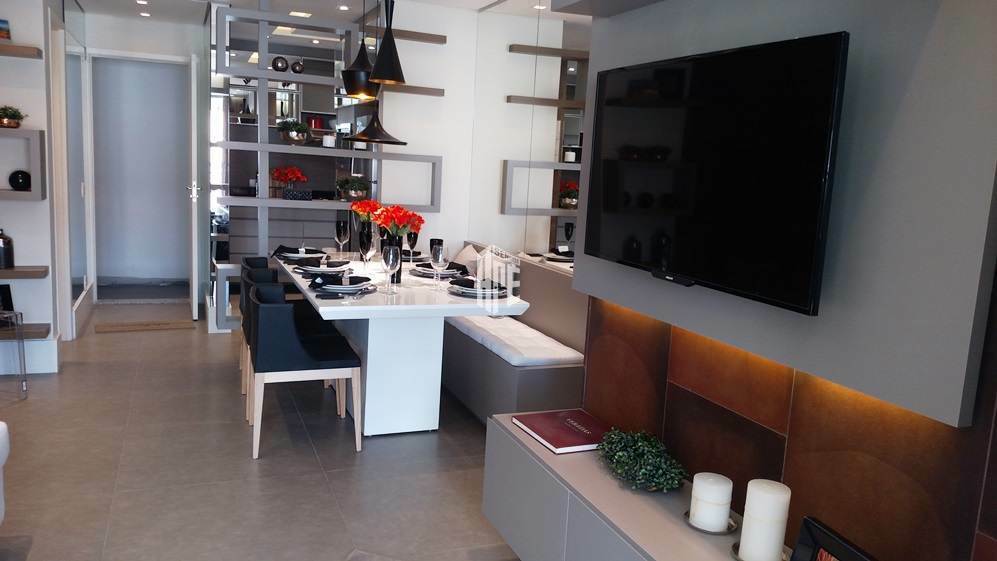 Apartamento à venda com 2 quartos, 67m² - Foto 4