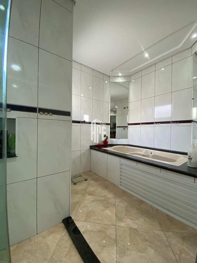 Casa, 4 quartos, 380 m² - Foto 26