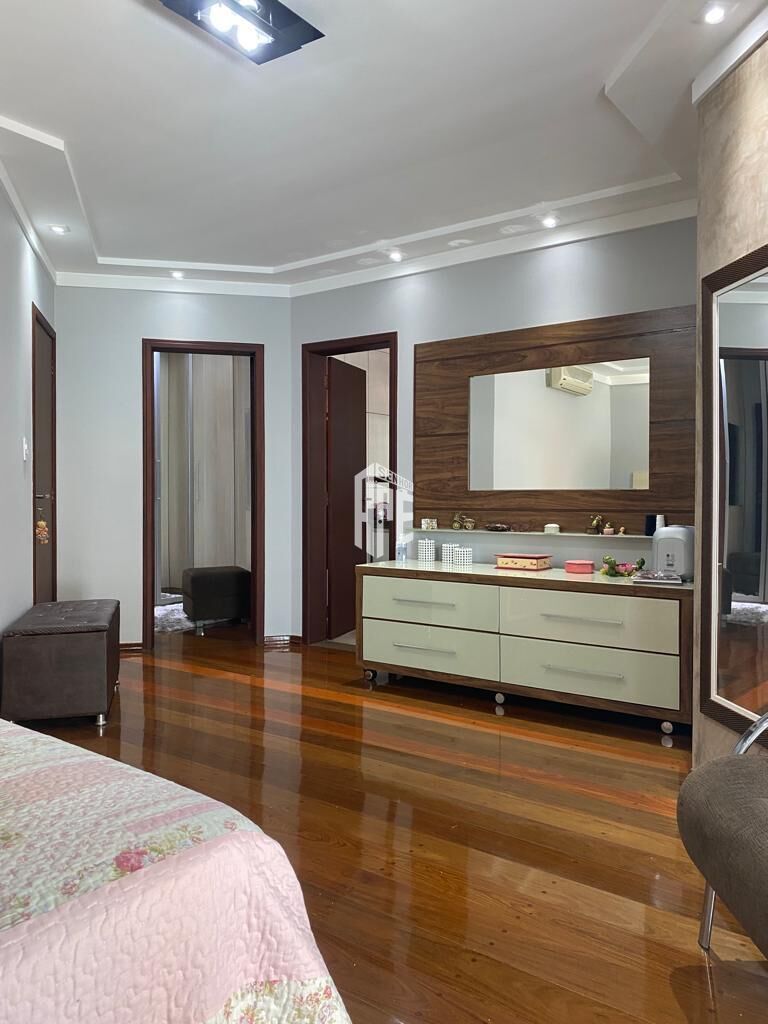 Casa, 4 quartos, 380 m² - Foto 24