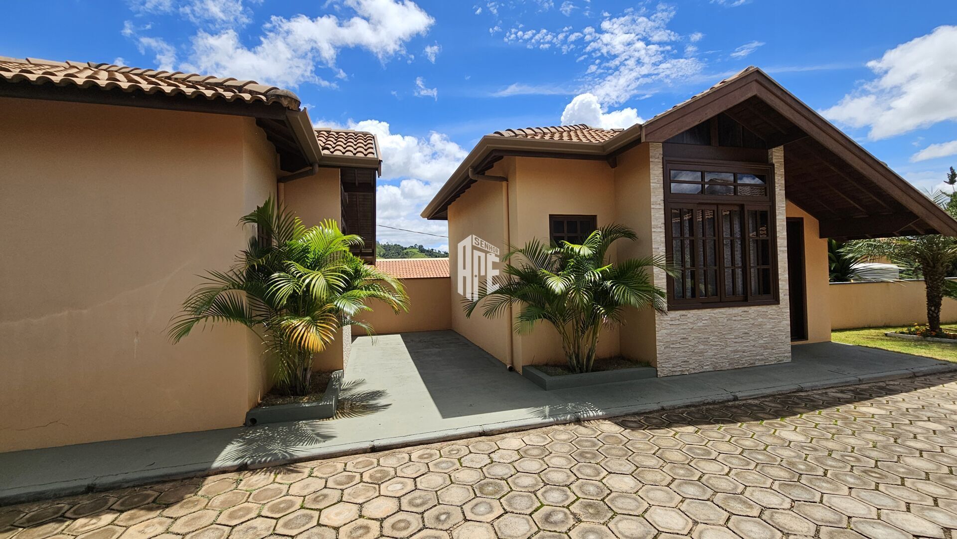 Fazenda à venda com 6 quartos, 2600m² - Foto 7