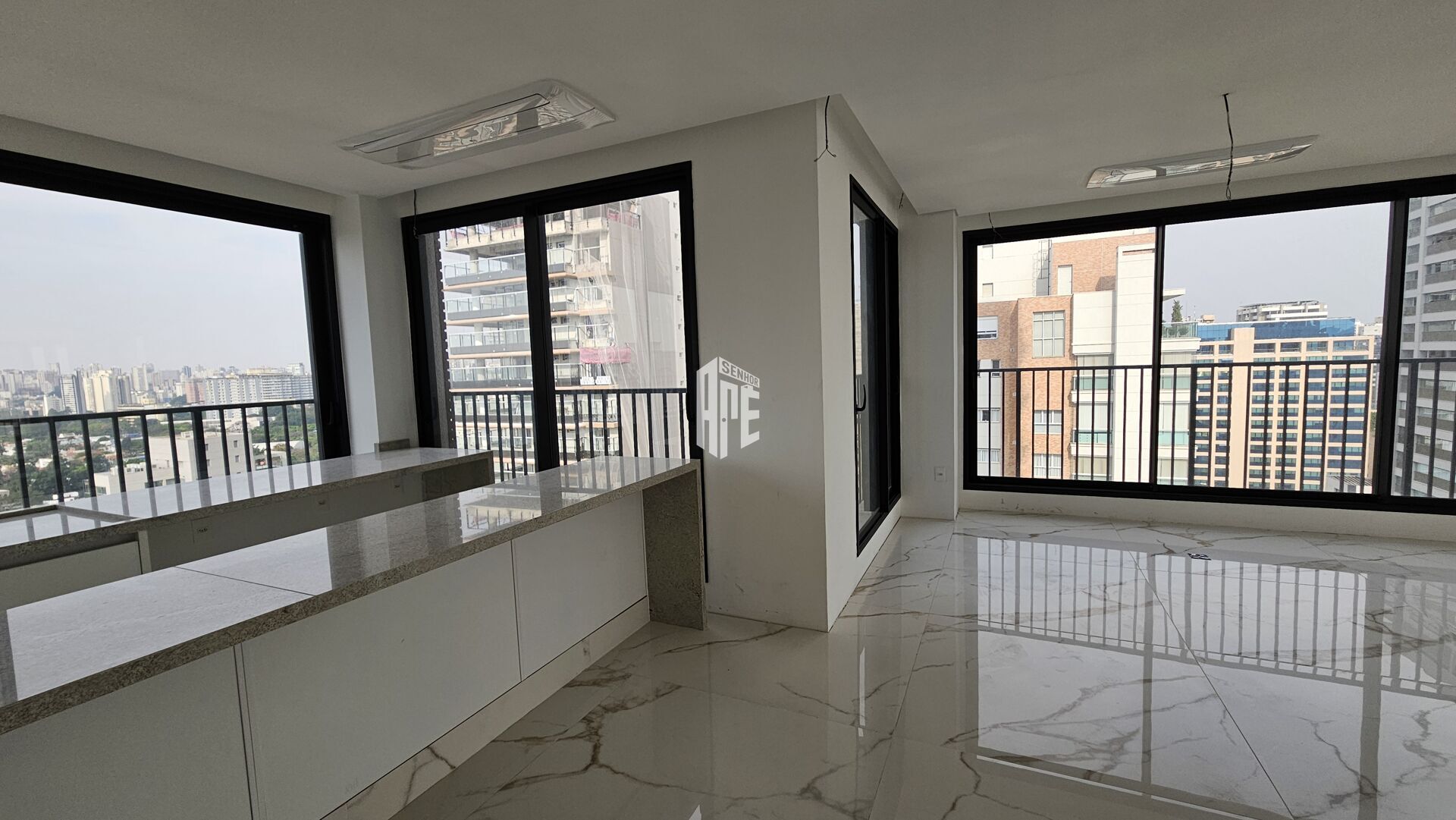 Apartamento à venda com 4 quartos, 375m² - Foto 23