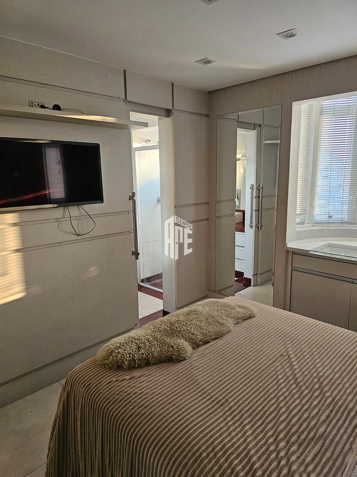 Apartamento à venda com 4 quartos, 140m² - Foto 28