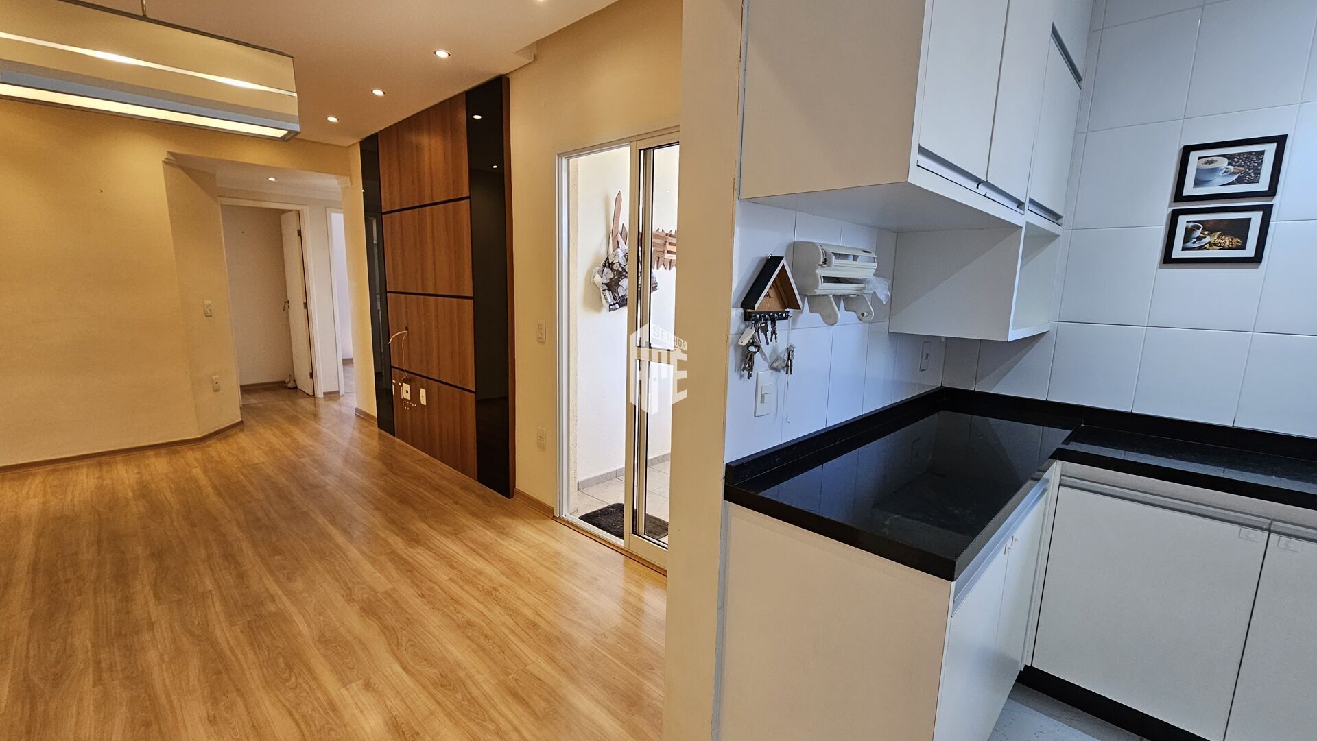 Apartamento à venda com 3 quartos, 87m² - Foto 15