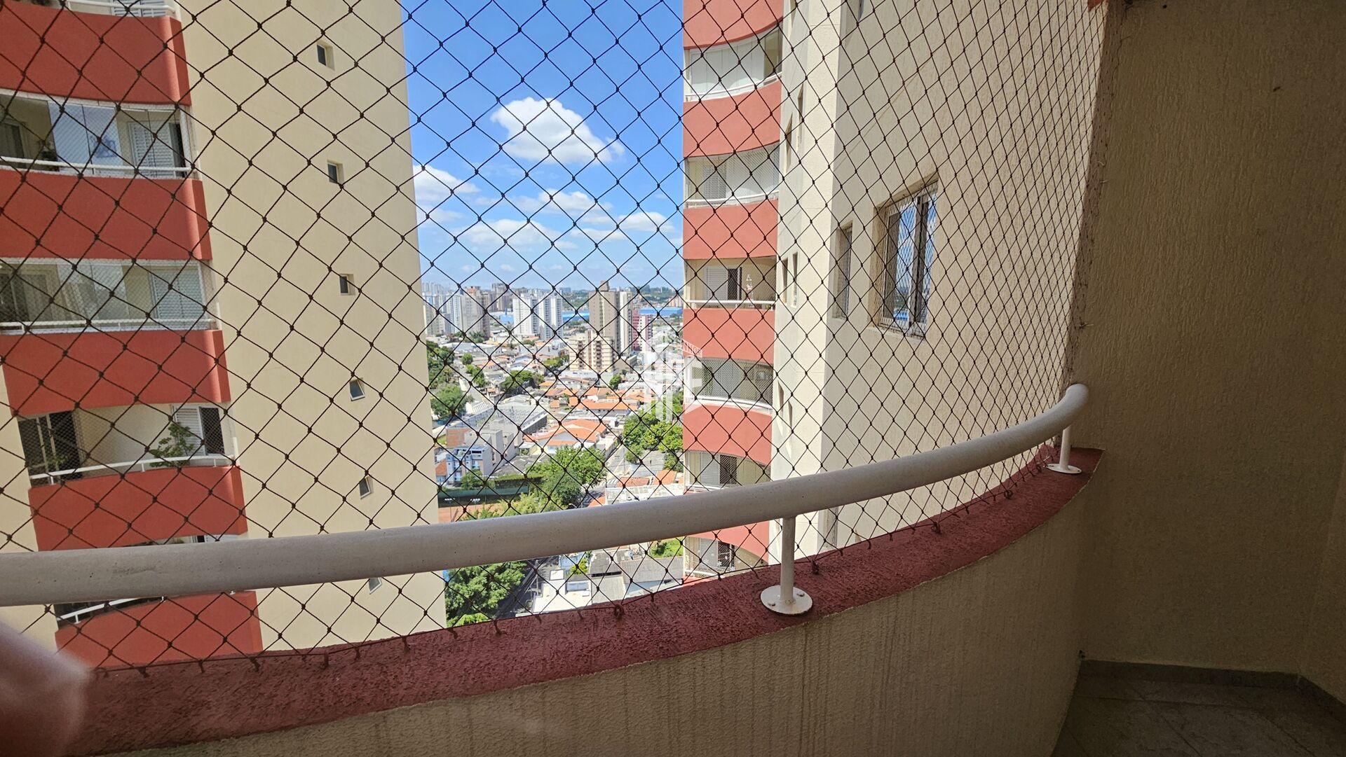 Apartamento à venda com 3 quartos, 87m² - Foto 11