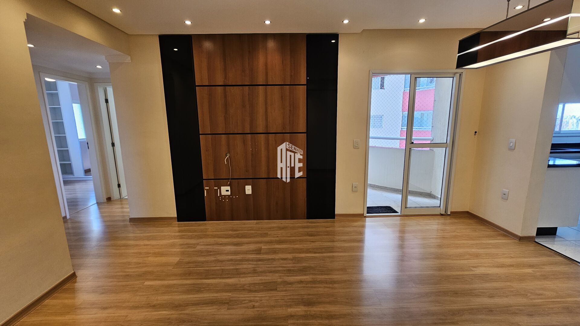 Apartamento à venda com 3 quartos, 87m² - Foto 4