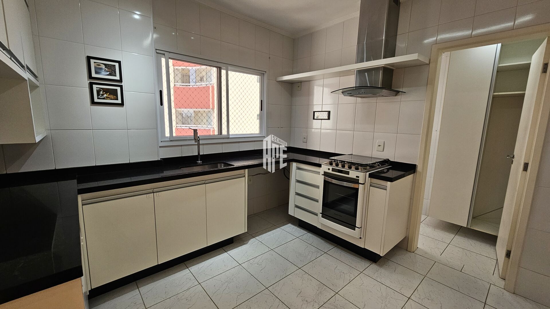 Apartamento à venda com 3 quartos, 87m² - Foto 20