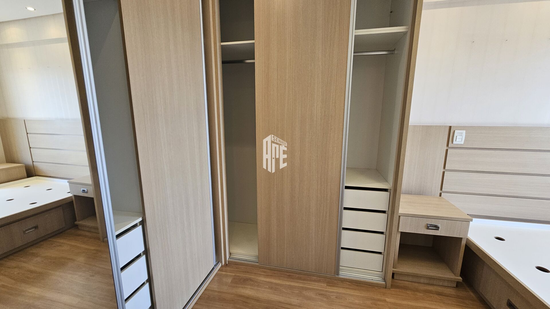 Apartamento à venda com 3 quartos, 87m² - Foto 31