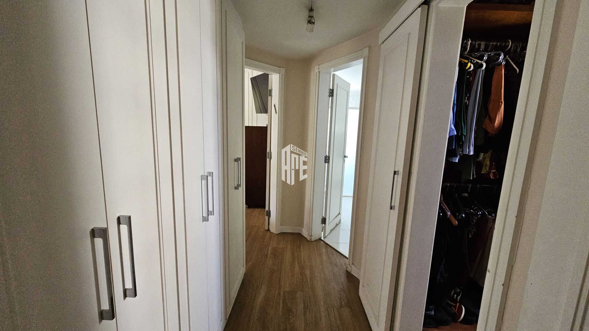 Apartamento à venda com 4 quartos, 360m² - Foto 33