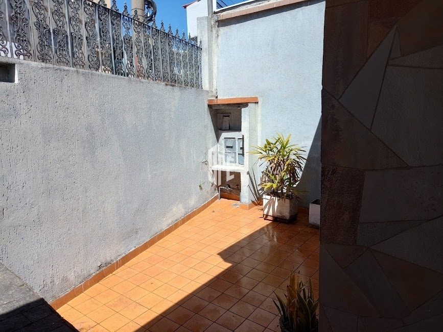 Casa à venda com 2 quartos, 150m² - Foto 5