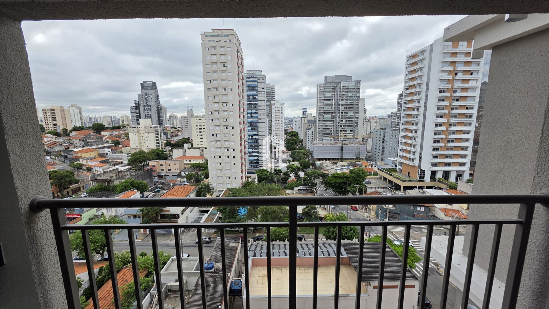 Apartamento à venda com 2 quartos, 69m² - Foto 3