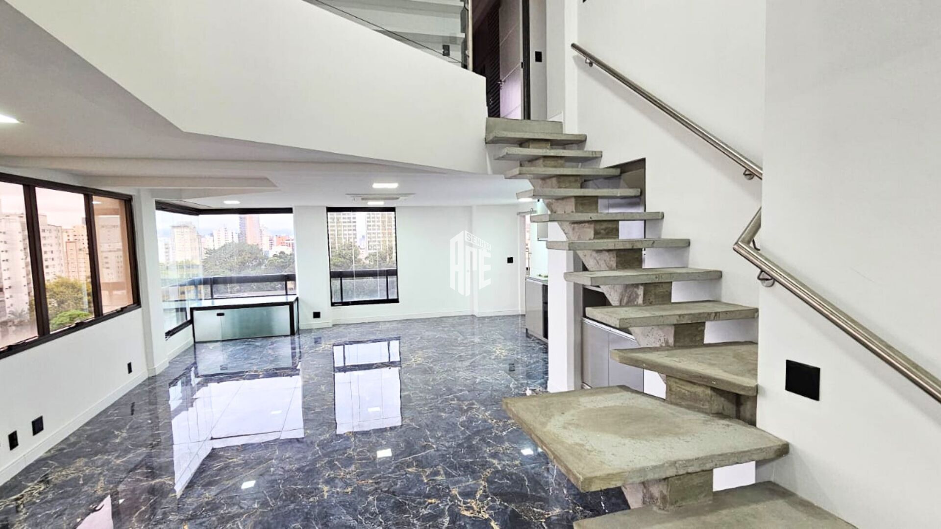 Apartamento, 3 quartos, 210 m² - Foto 1