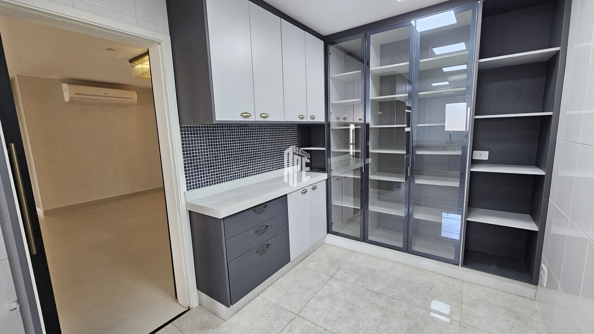 Apartamento à venda com 3 quartos, 172m² - Foto 23