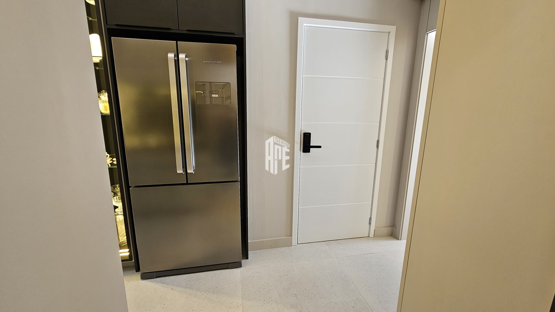 Apartamento à venda com 3 quartos, 163m² - Foto 10