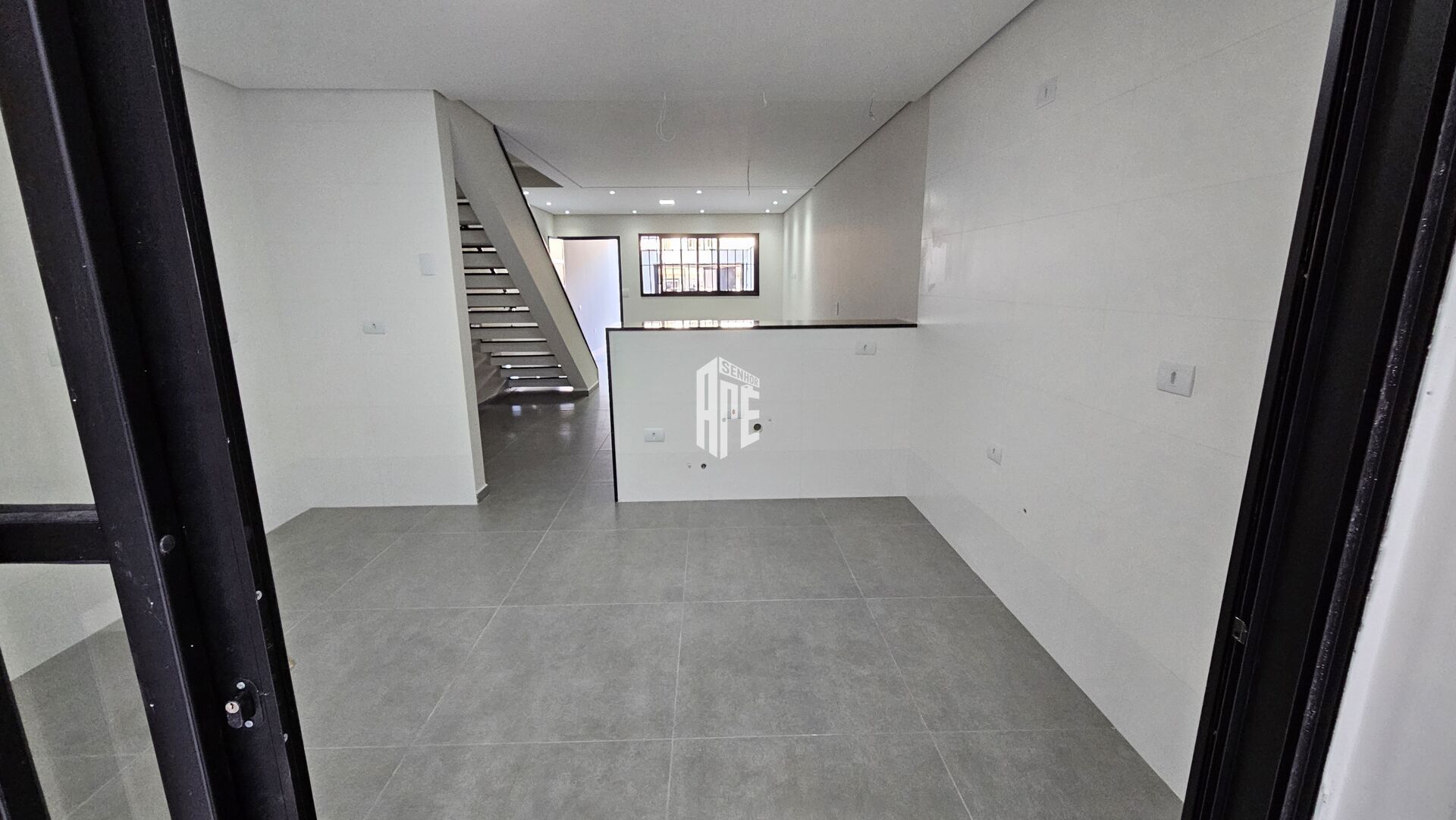 Casa à venda com 3 quartos, 180m² - Foto 10