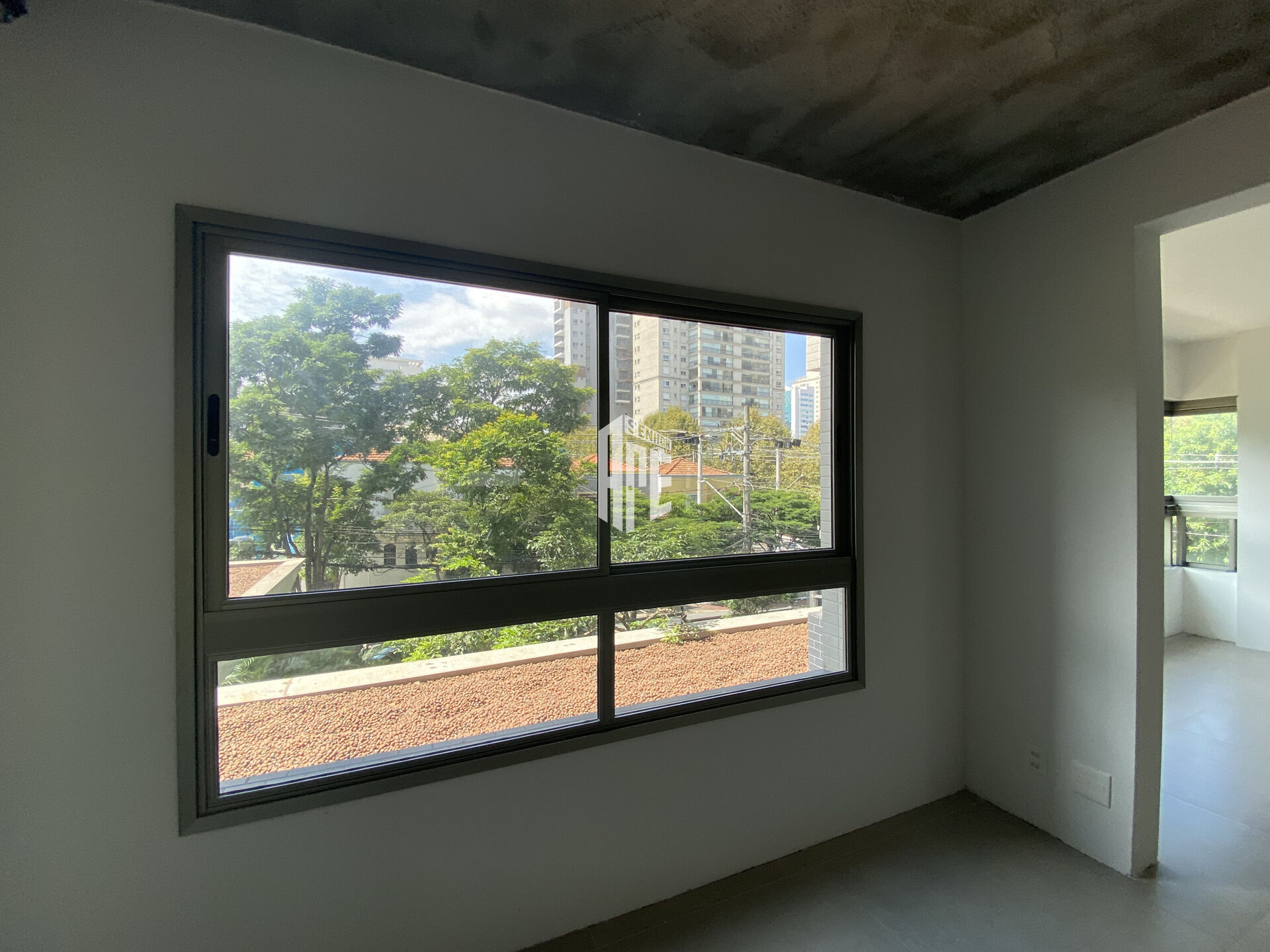 Apartamento à venda com 3 quartos, 113m² - Foto 32