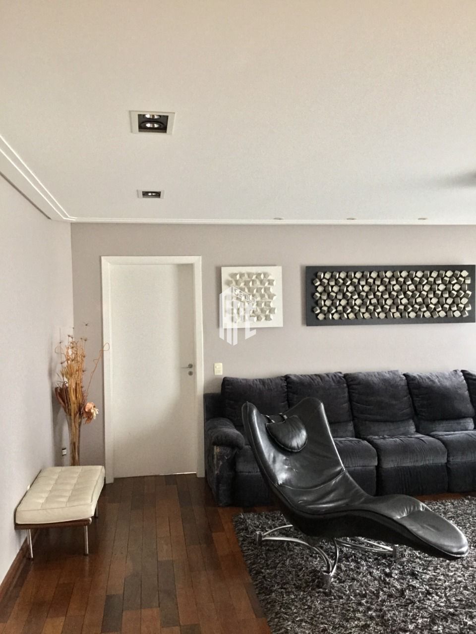 Apartamento à venda com 3 quartos, 123m² - Foto 9