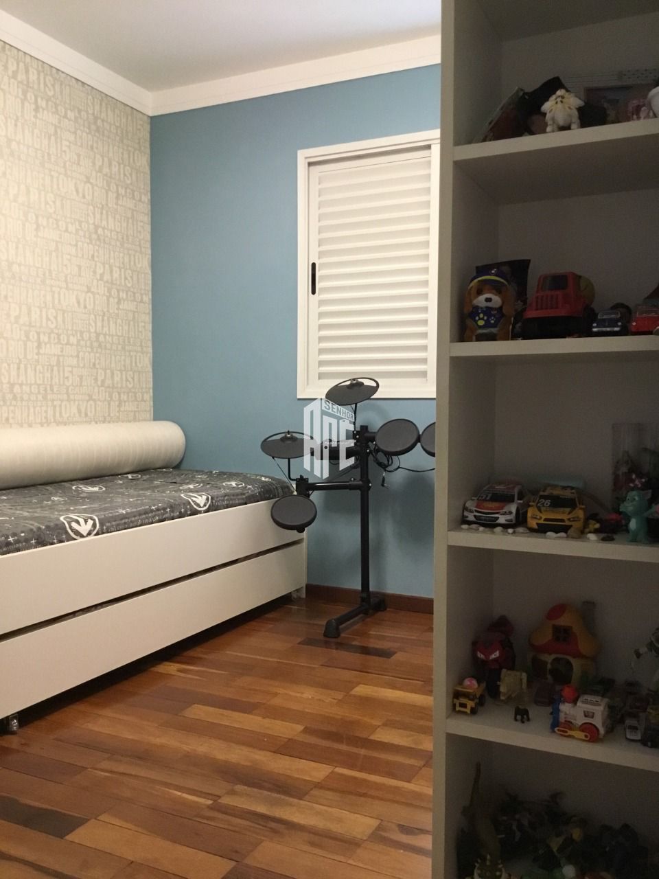 Apartamento à venda com 3 quartos, 123m² - Foto 19