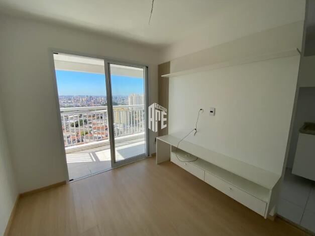 Apartamento à venda com 2 quartos, 63m² - Foto 1