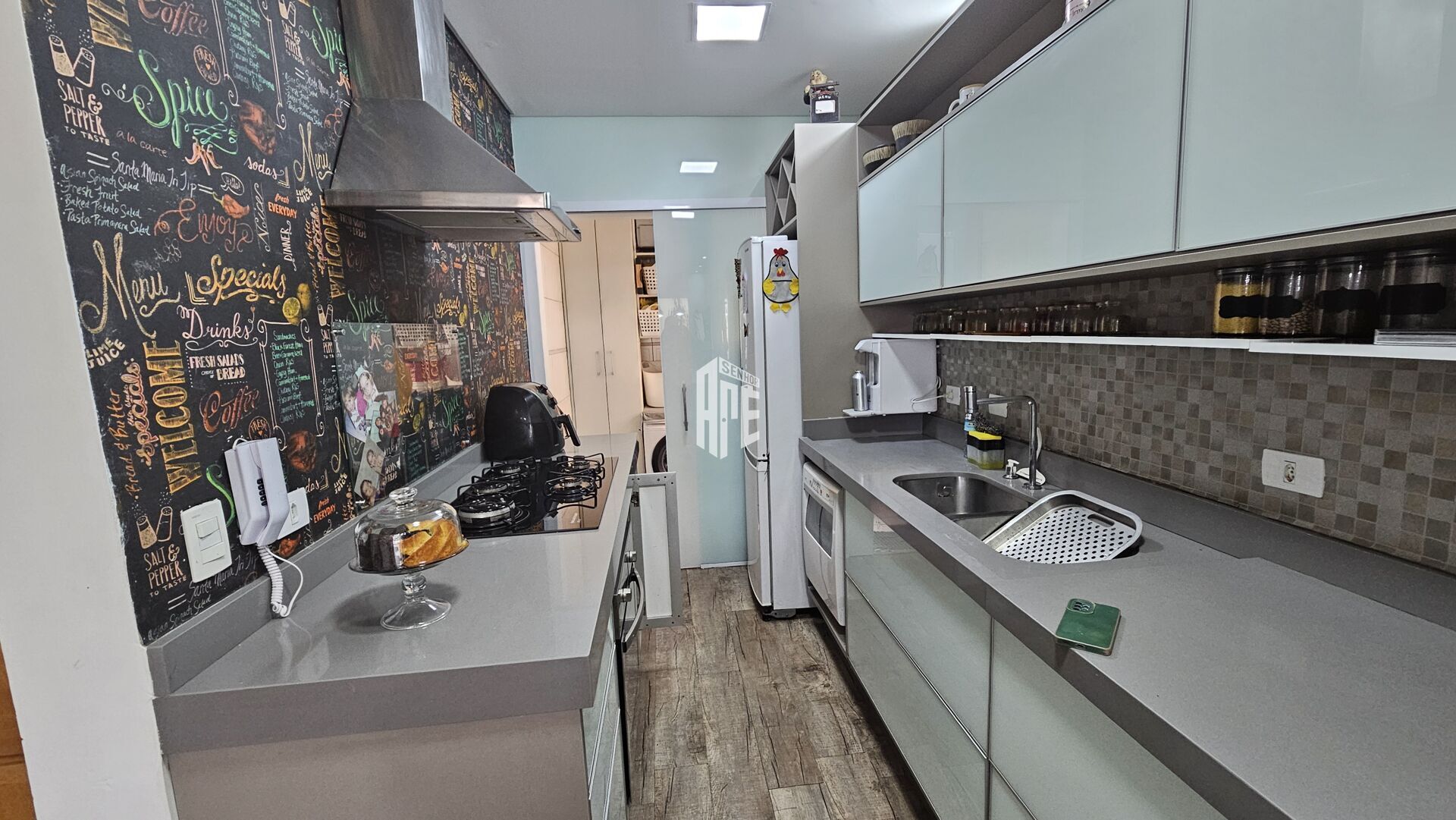 Apartamento à venda com 3 quartos, 225m² - Foto 23