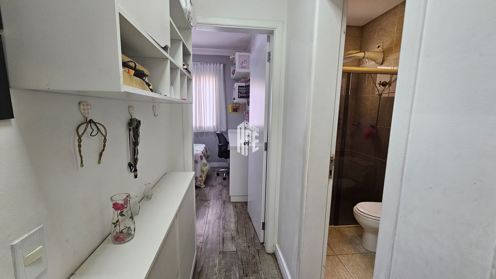 Apartamento à venda com 3 quartos, 225m² - Foto 32