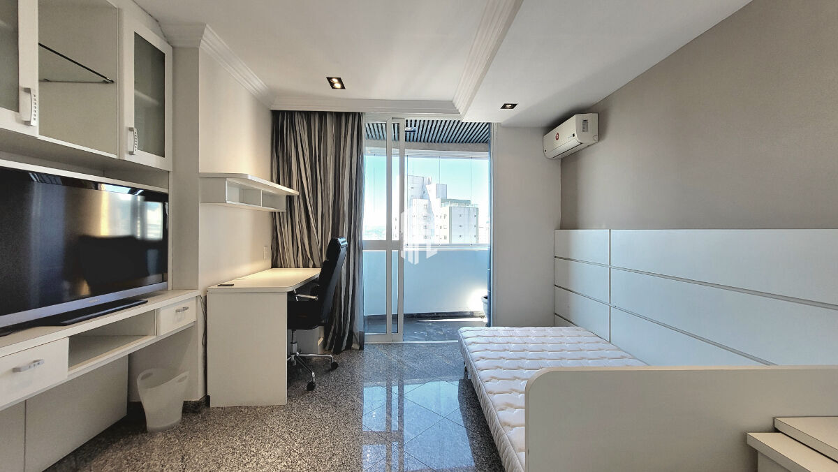 Apartamento, 3 quartos, 296 m² - Foto 42