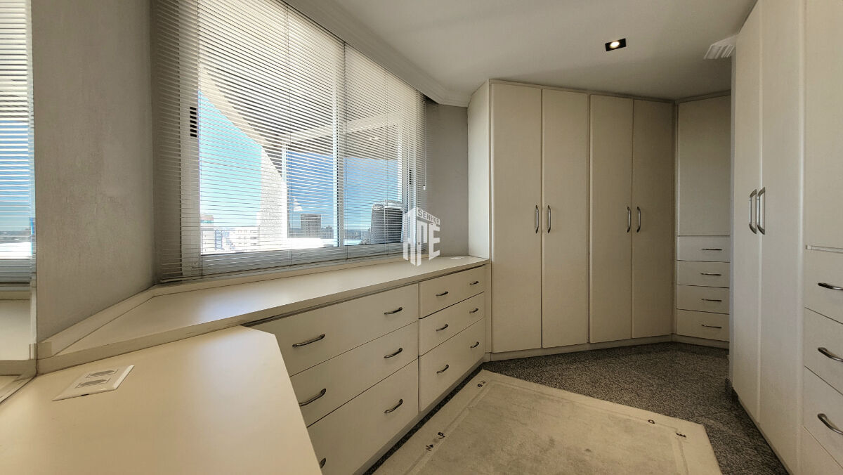 Apartamento, 3 quartos, 296 m² - Foto 36