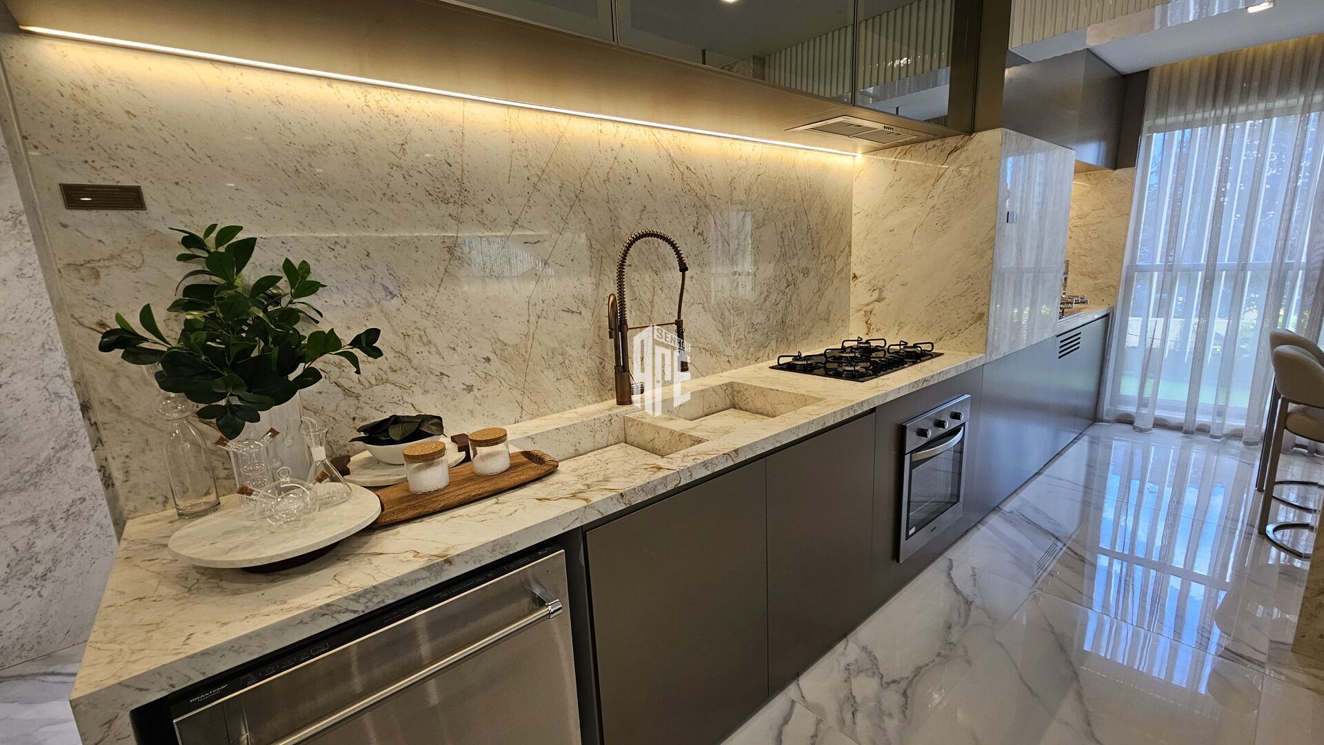 Apartamento, 4 quartos, 203 m² - Foto 3