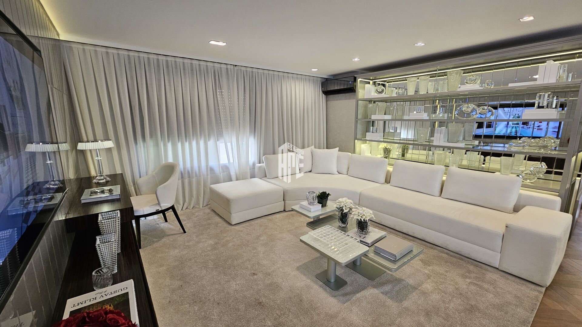 Apartamento, 4 quartos, 264 m² - Foto 2