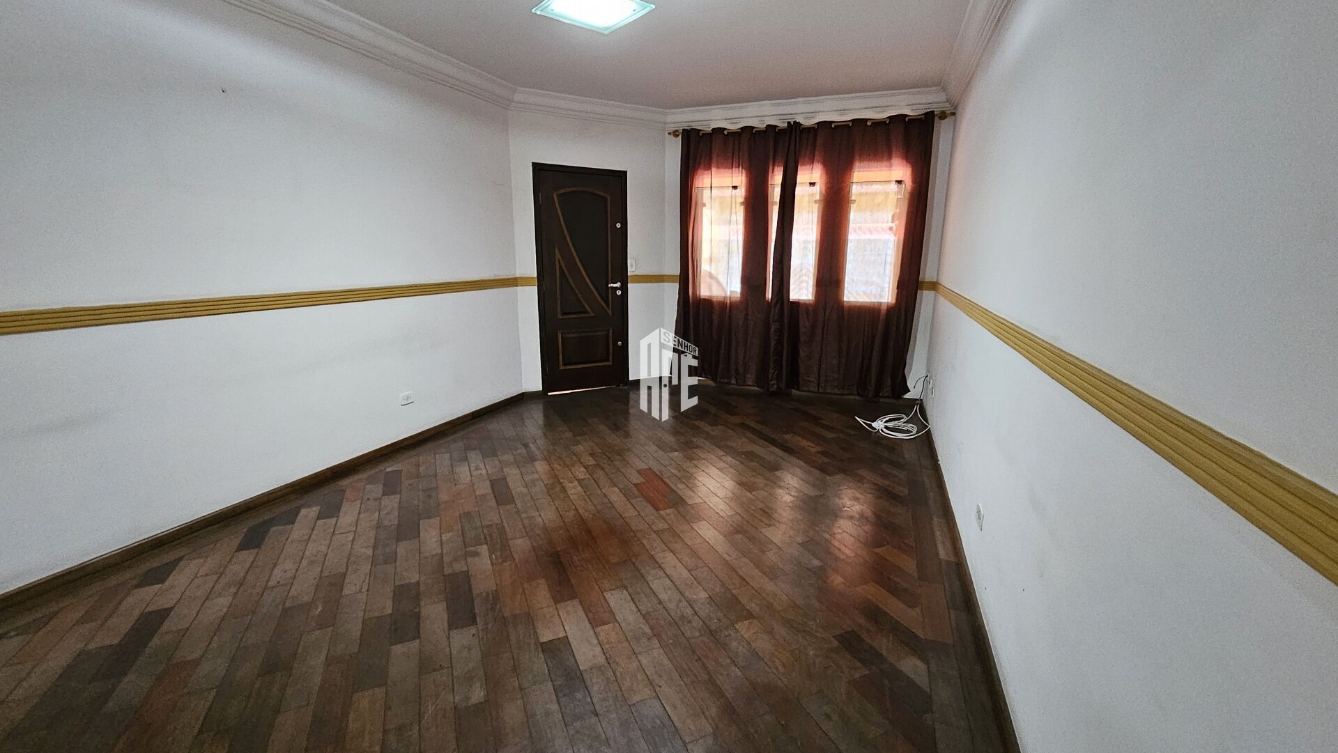 Casa à venda com 3 quartos, 175m² - Foto 2