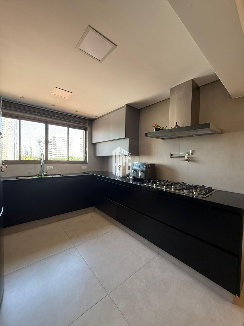 Apartamento, 5 quartos, 200 m² - Foto 24