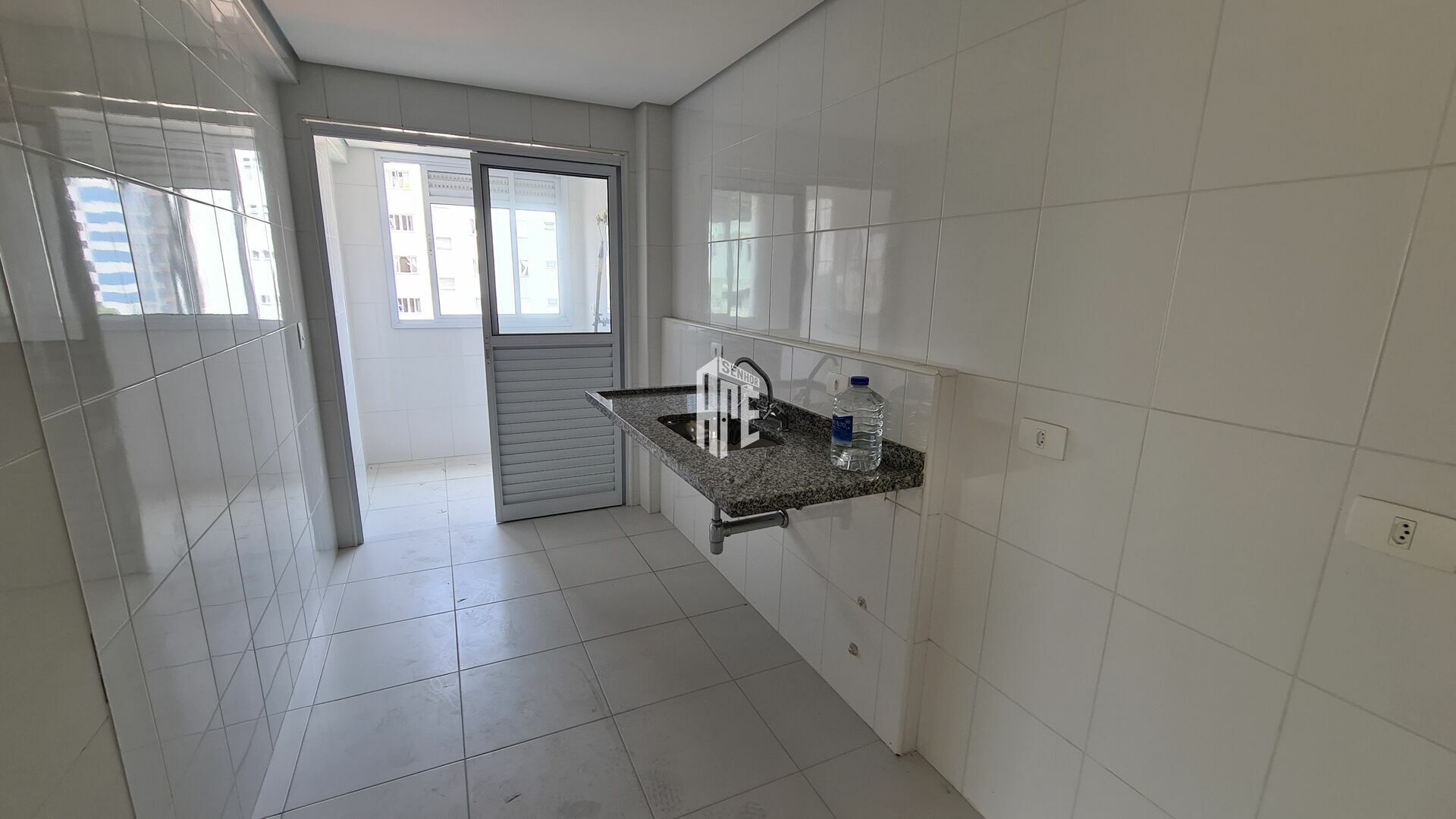 Apartamento à venda com 3 quartos, 82m² - Foto 31