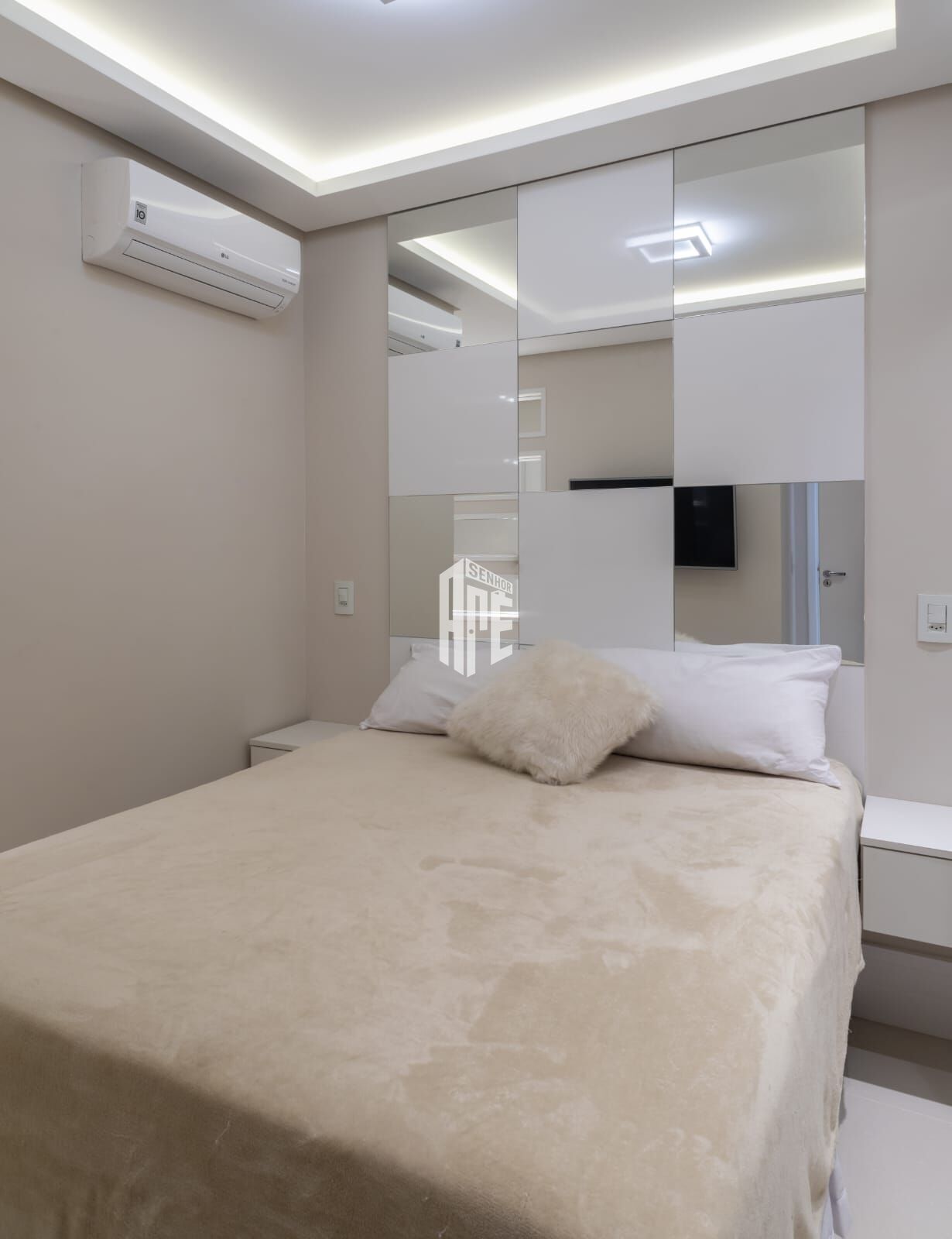 Apartamento à venda com 2 quartos, 62m² - Foto 17