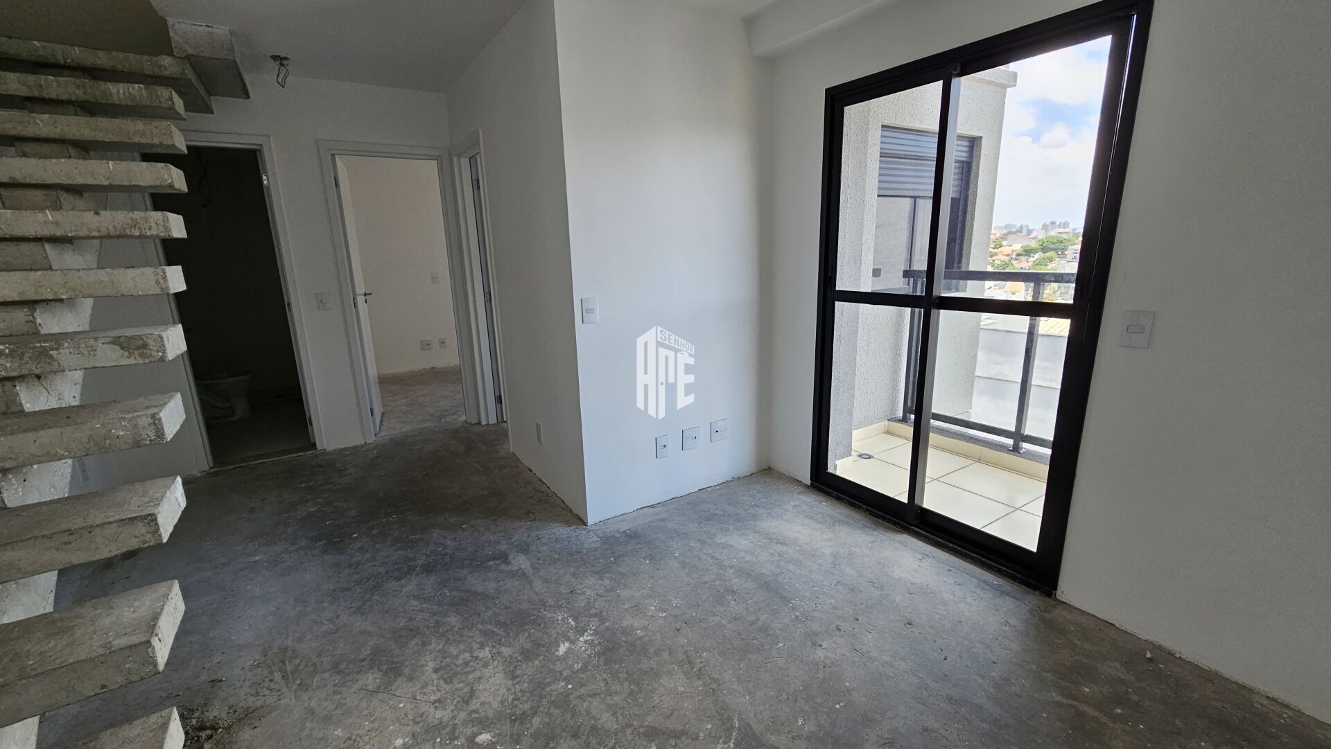 Cobertura à venda com 2 quartos, 100m² - Foto 3