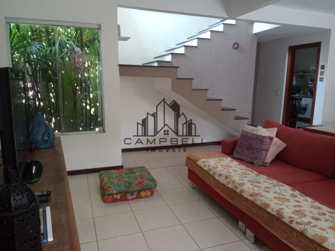 Casa, 3 quartos, 197 m² - Foto 2