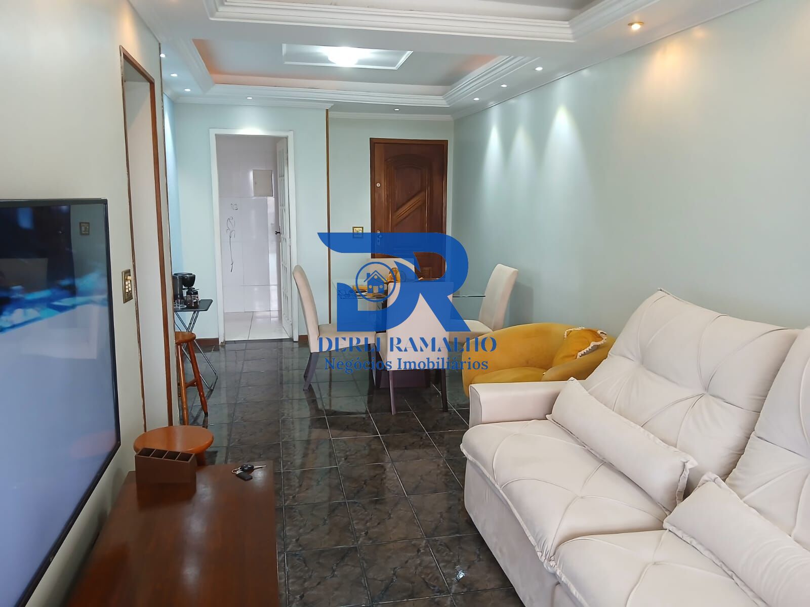 Apartamento para alugar com 2 quartos, 63m² - Foto 2