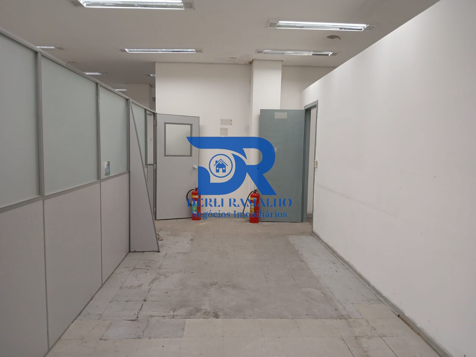 Prédio Inteiro para alugar, 600m² - Foto 21