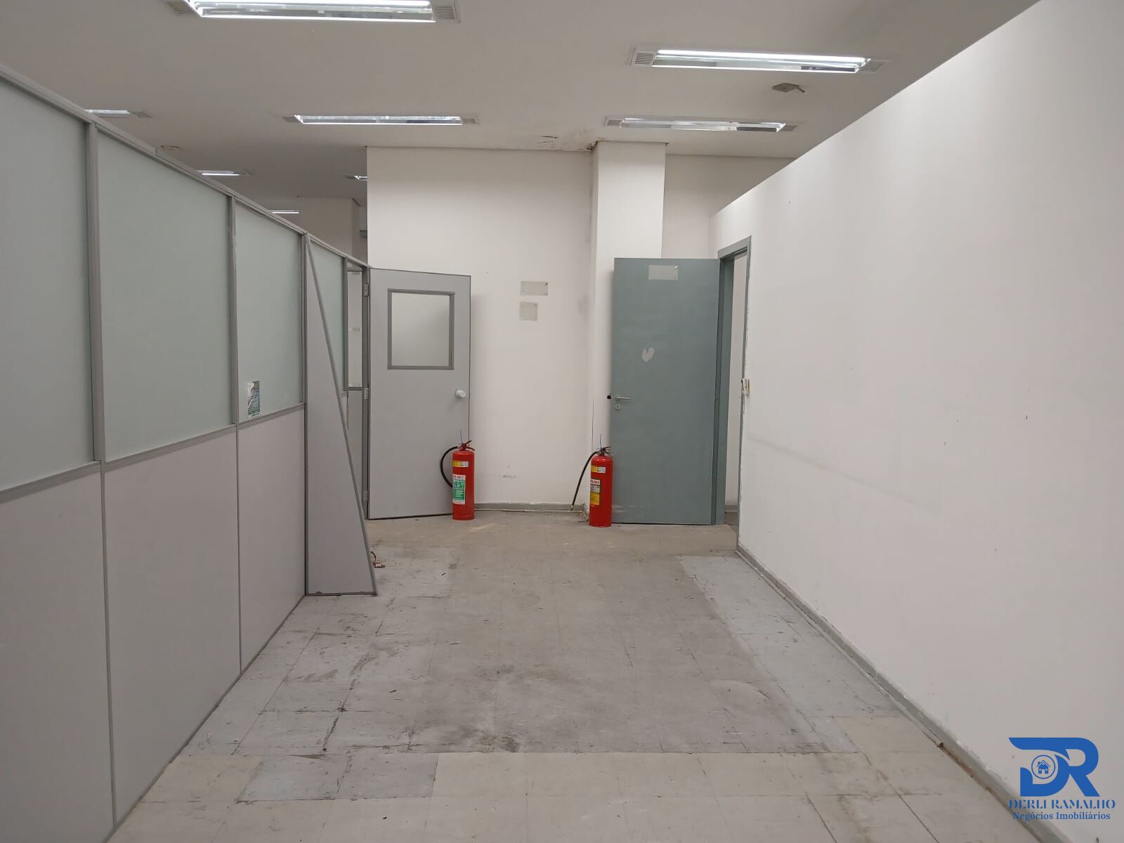 Prédio Inteiro para alugar, 600m² - Foto 21