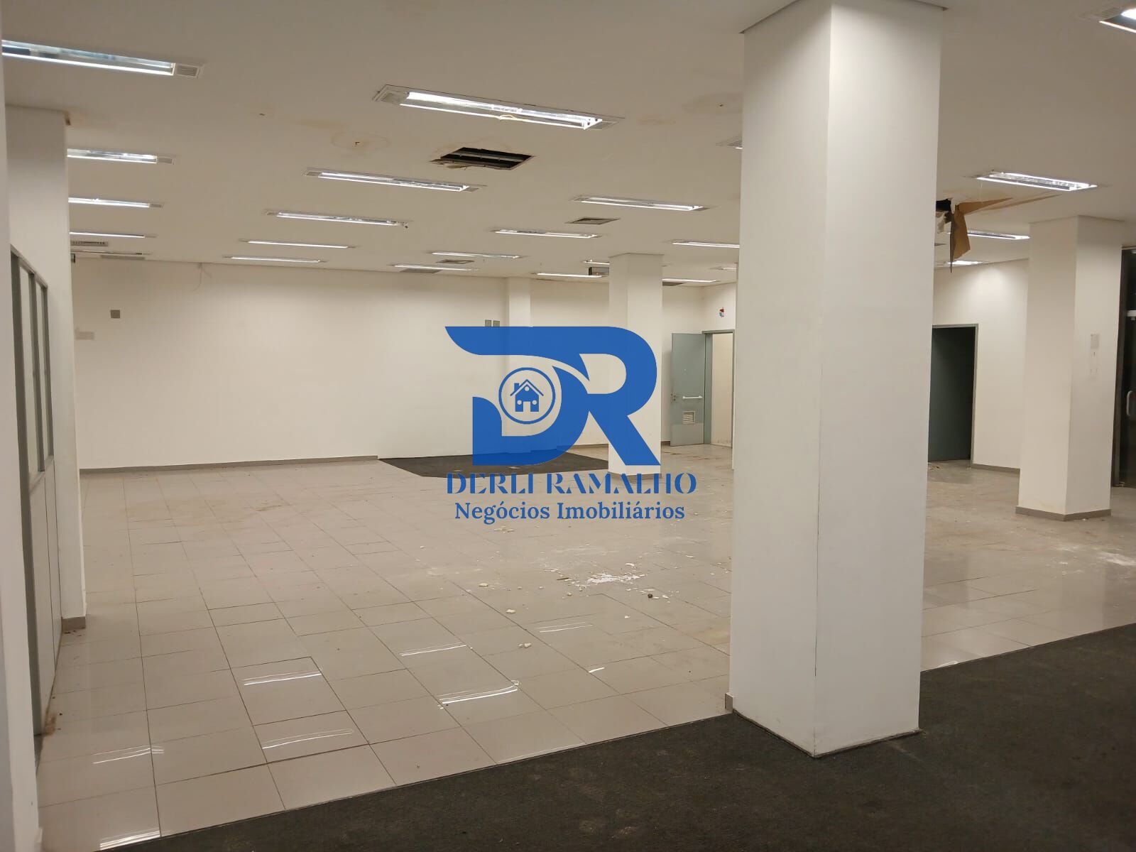 Prédio Inteiro para alugar, 600m² - Foto 5