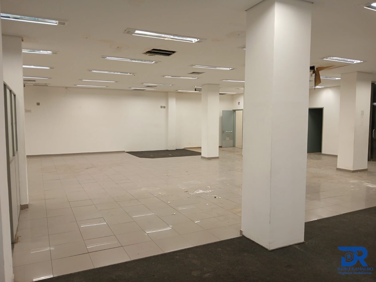 Prédio Inteiro para alugar, 600m² - Foto 5